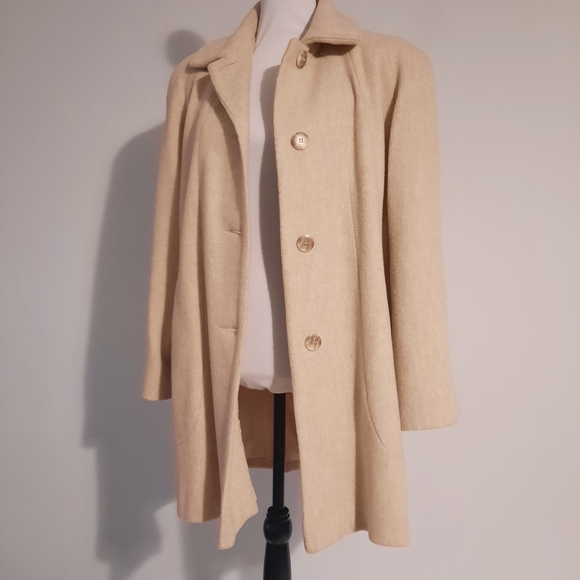 Vintage Coat - Picture 3 of 8